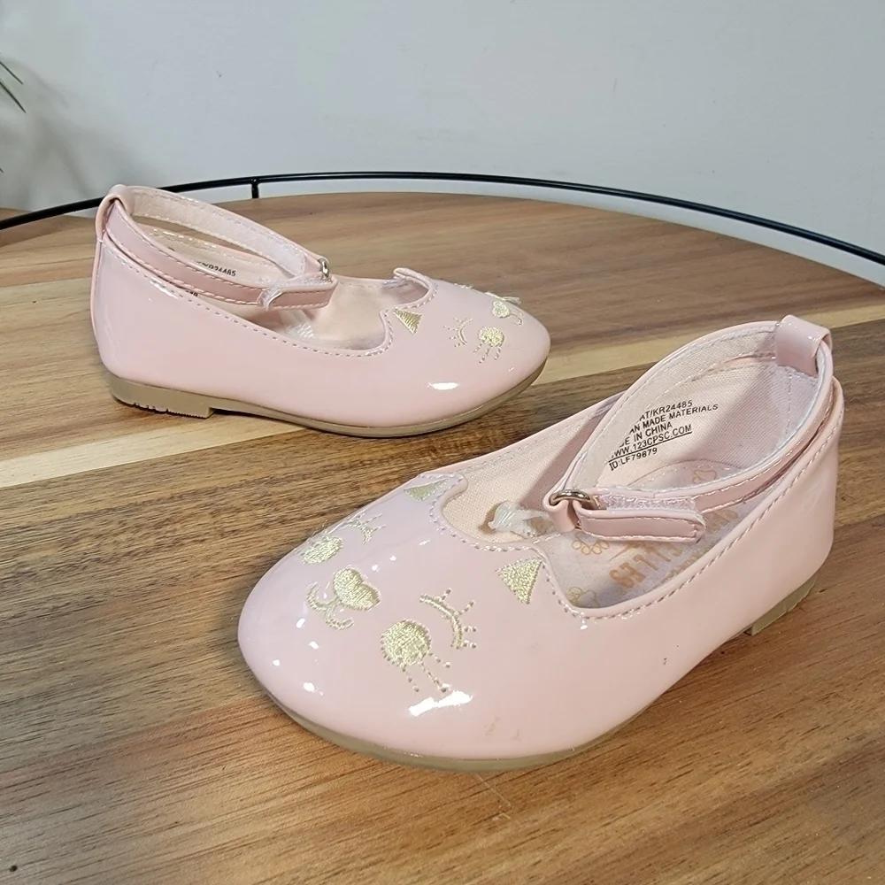 Seychelles Pink Vegan Patent Leather Kitty Cat Shoes Ankle Strap Size 5